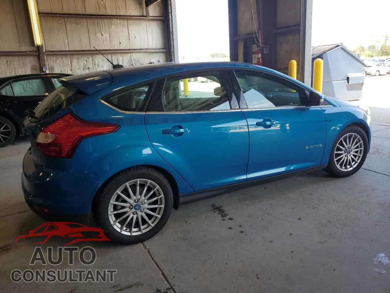 FORD FOCUS 2012 - 1FAHP3R4XCL373528