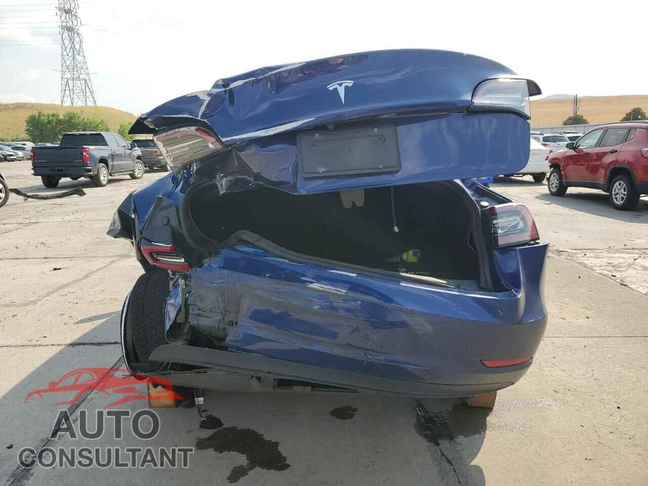 TESLA MODEL 3 2023 - 5YJ3E1EA2PF483749
