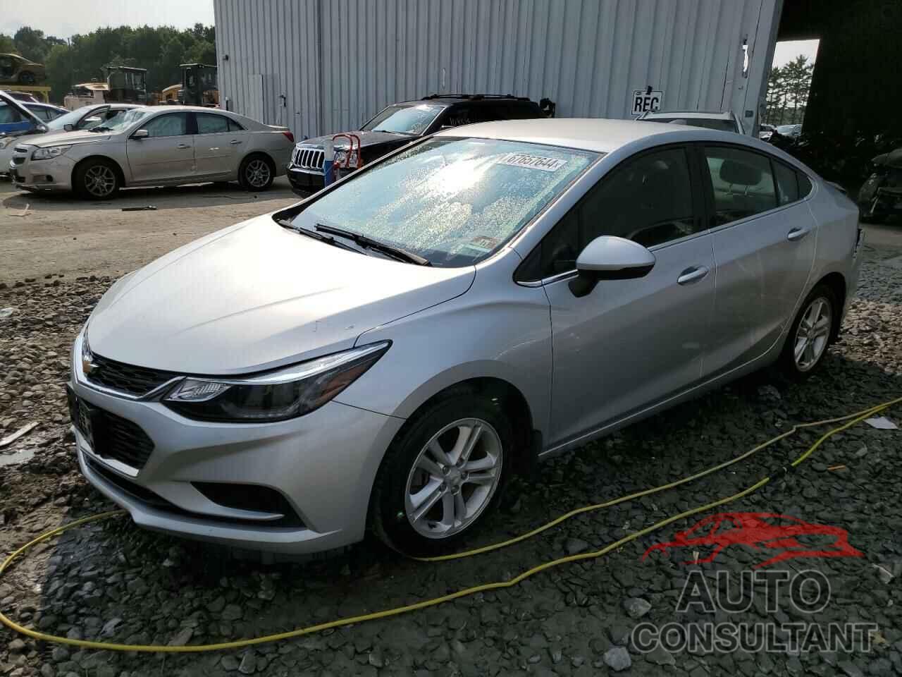 CHEVROLET CRUZE 2017 - 1G1BE5SM2H7279261