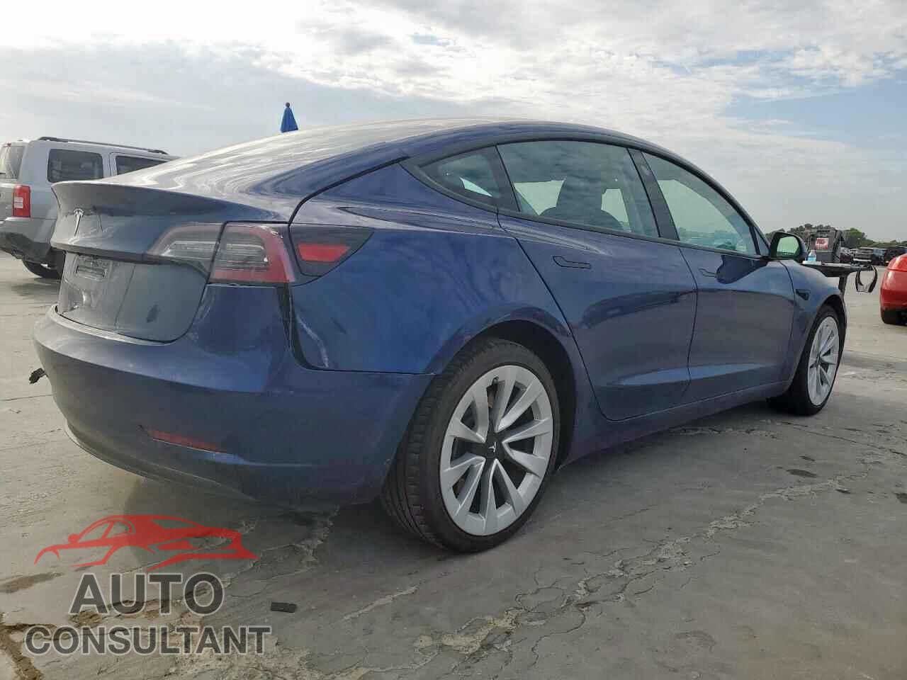 TESLA MODEL 3 2023 - 5YJ3E1EAXPF546533