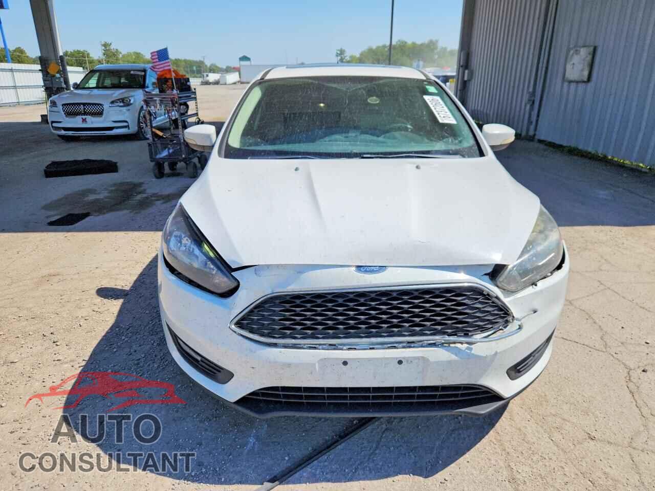 FORD FOCUS 2016 - 1FADP3K24GL369360