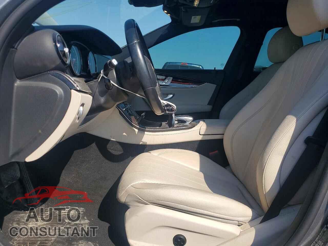 MERCEDES-BENZ E-CLASS 2019 - WDDZF4JB2KA673453