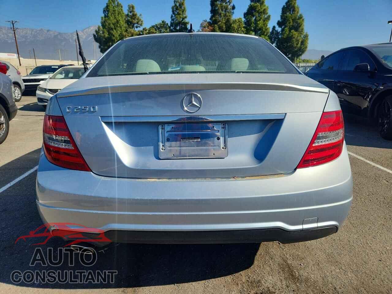 MERCEDES-BENZ C-CLASS 2013 - WDDGF4HBXDA869690