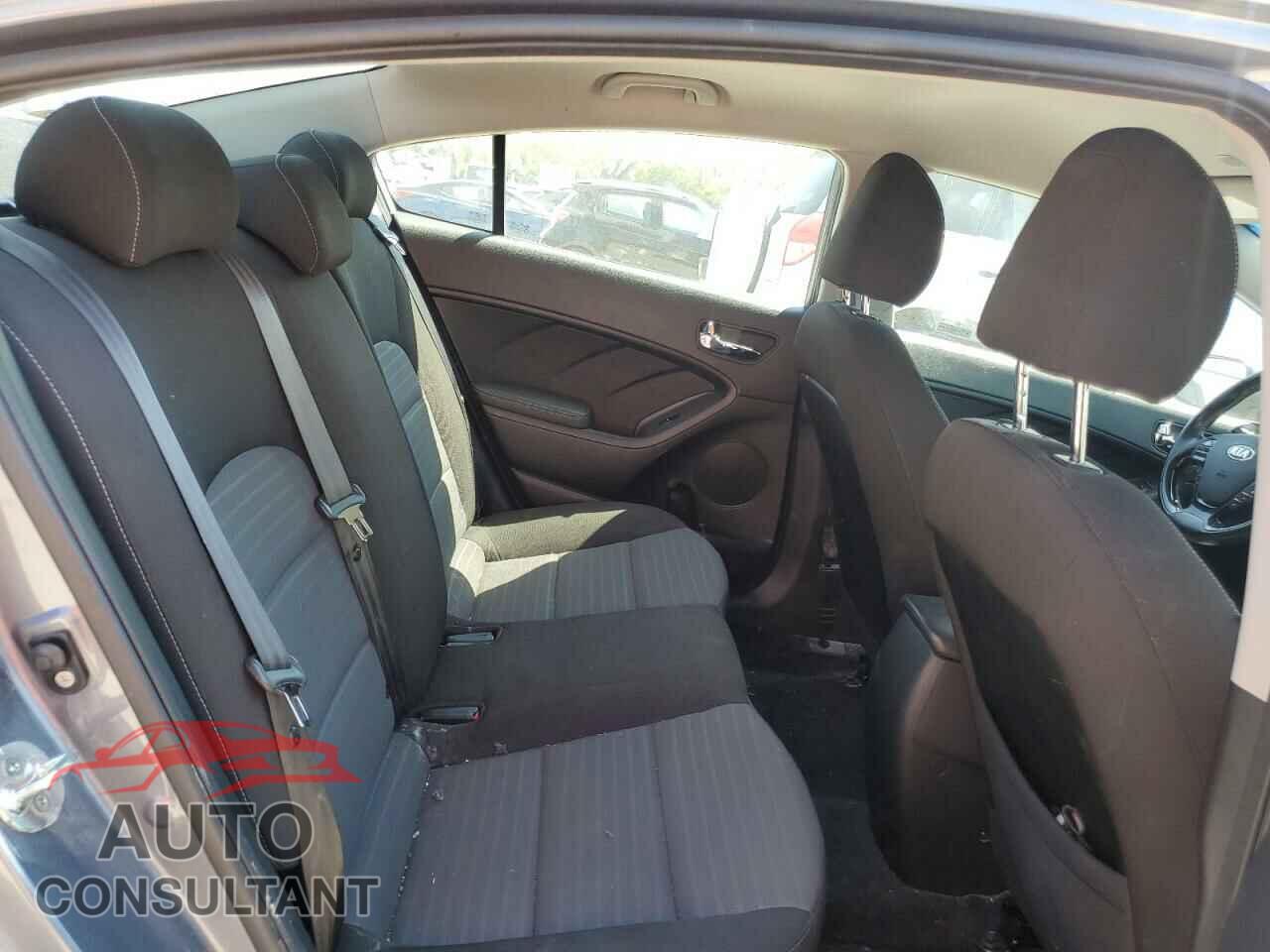 KIA FORTE 2017 - 3KPFL4A75HE010322