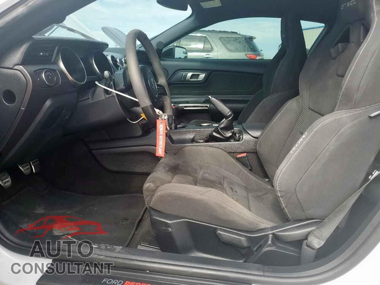 FORD MUSTANG 2017 - 1FA6P8JZ0H5526201