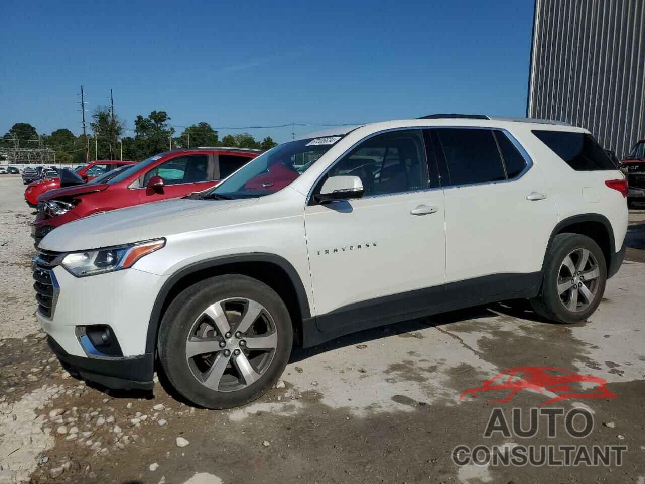 CHEVROLET TRAVERSE 2018 - 1GNEVHKW8JJ170889
