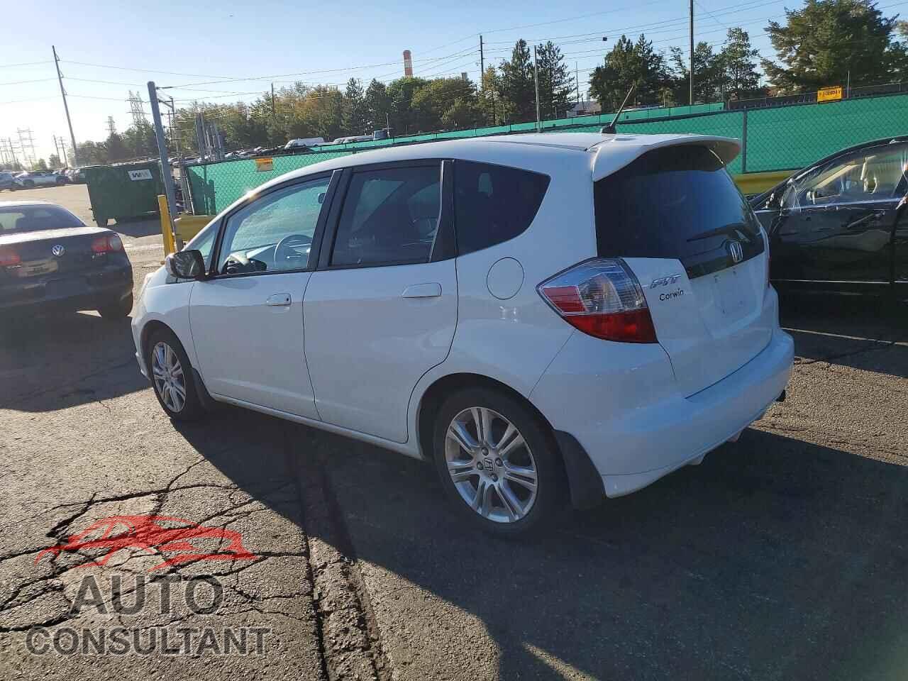 HONDA FIT 2013 - JHMGE8H38DC079837