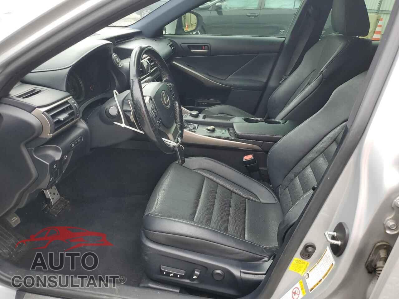 LEXUS IS 2017 - JTHBA1D22H5059037