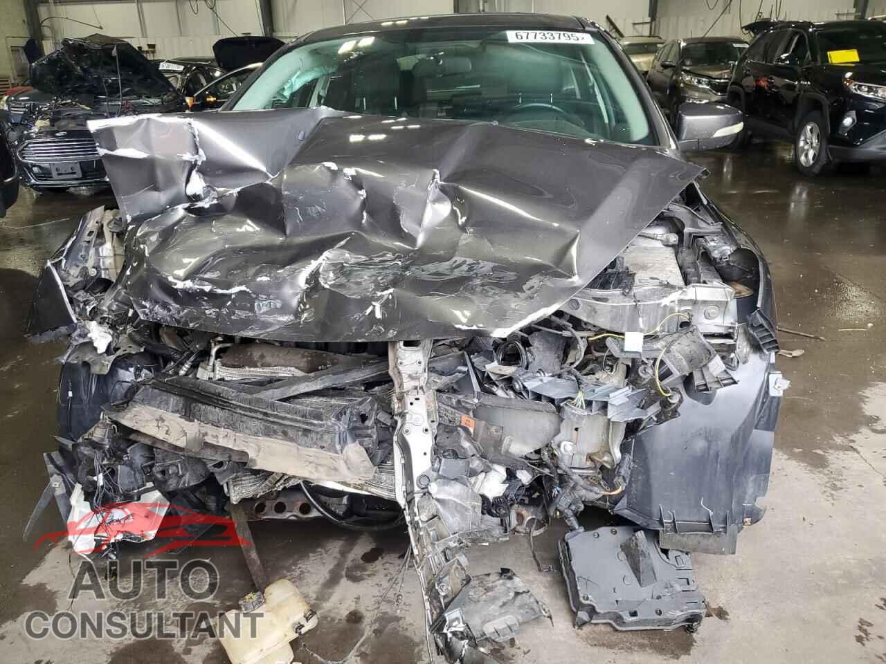 FORD FOCUS 2015 - 1FADP3J28FL324308
