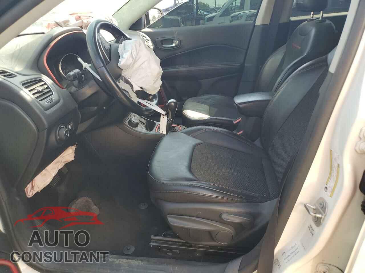 JEEP COMPASS 2020 - 3C4NJDDB0LT127618
