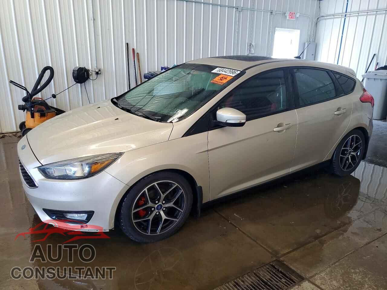FORD FOCUS 2017 - 1FADP3M23HL228729