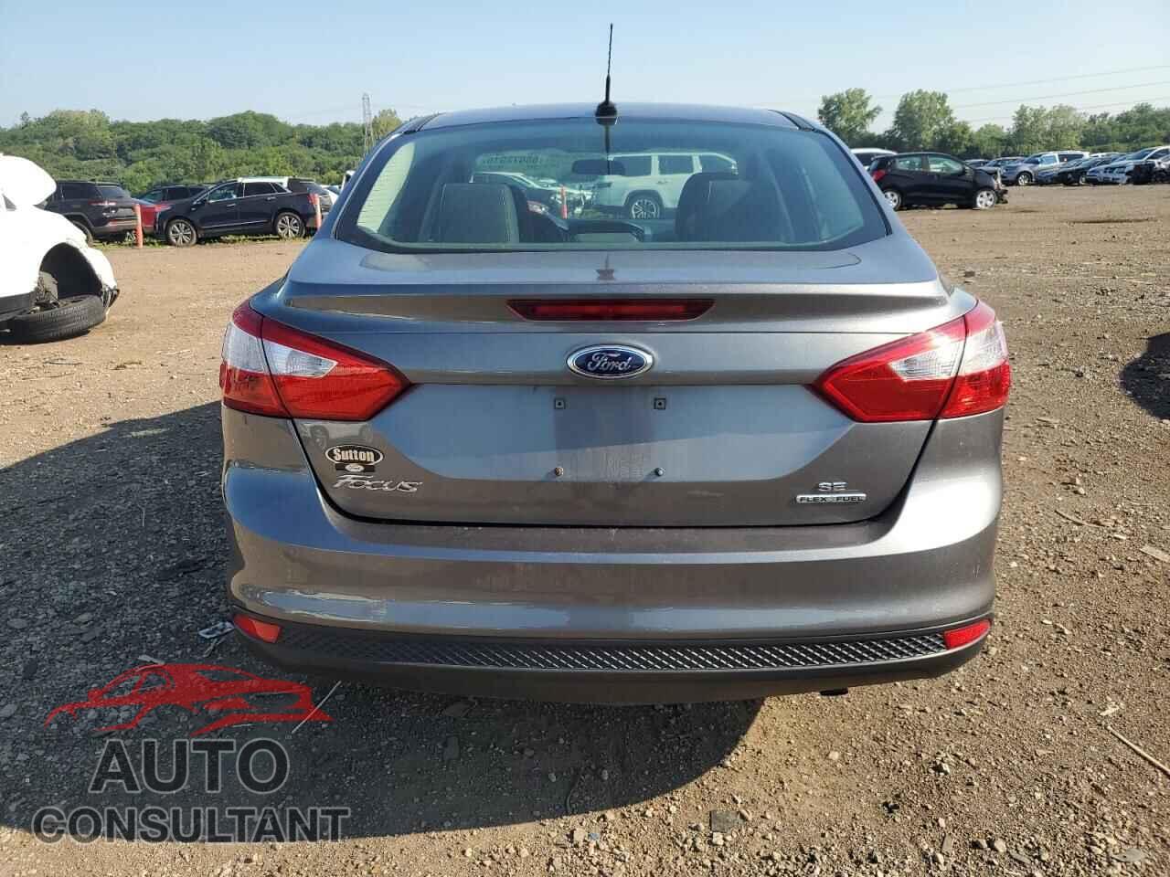 FORD FOCUS 2014 - 1FADP3F28EL280186