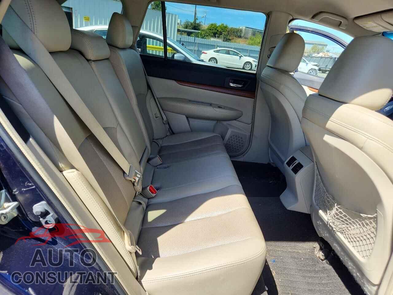 SUBARU OUTBACK 2014 - 4S4BRBKC9E3243258