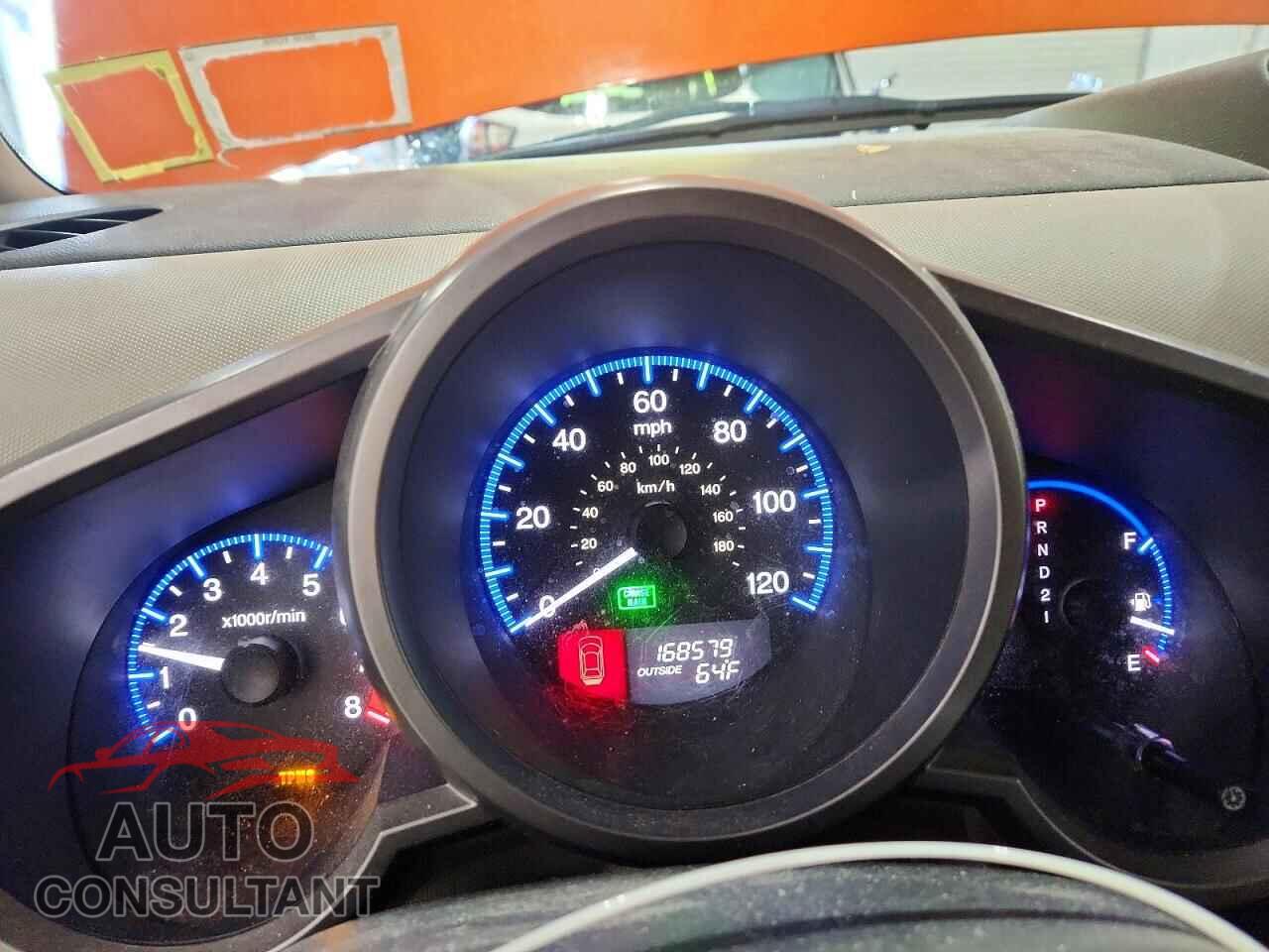 HONDA ELEMENT 2011 - 5J6YH2H70BL003453