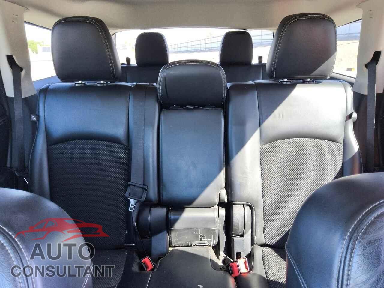 DODGE JOURNEY 2018 - 3C4PDCGG6JT171735