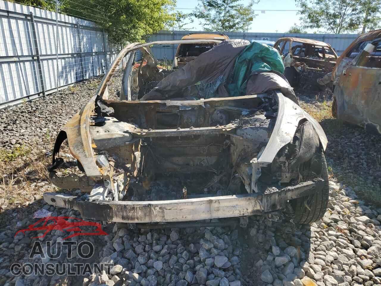 TESLA MODEL 3 2022 - 5YJ3E1EA2NF323027
