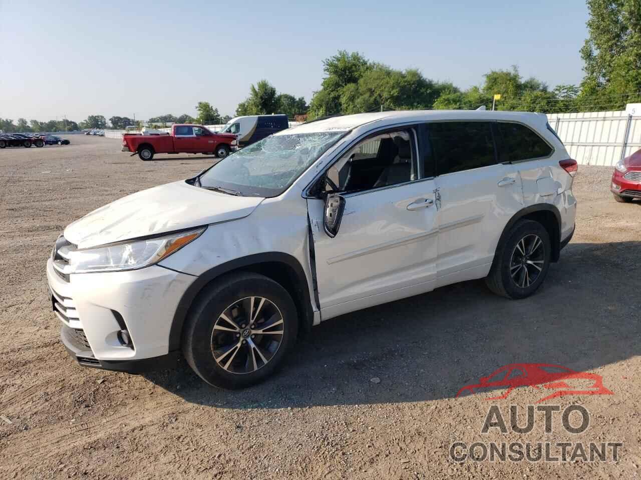 TOYOTA HIGHLANDER 2018 - 5TDBZRFH2JS817825