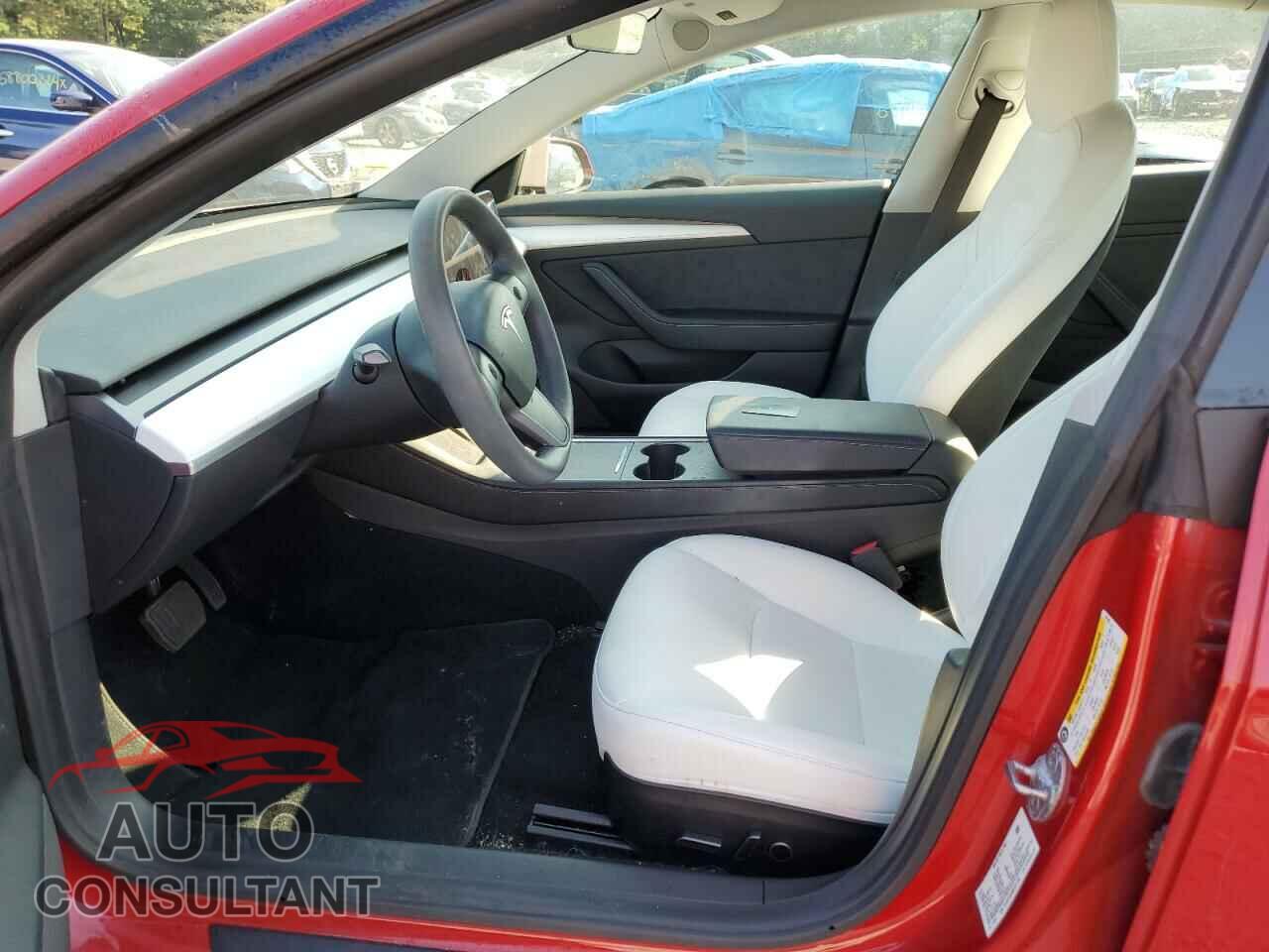 TESLA MODEL 3 2021 - 5YJ3E1EB4MF975705