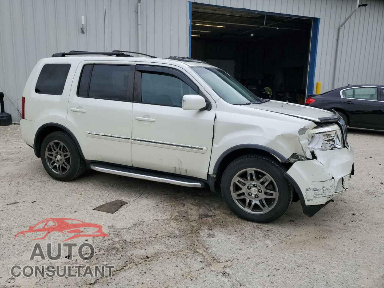 HONDA PILOT 2014 - 5FNYF4H94EB038111