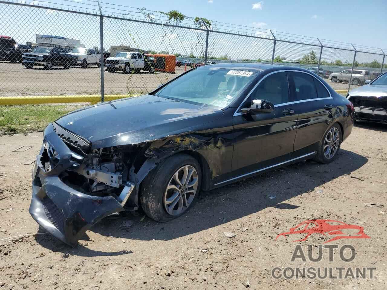 MERCEDES-BENZ C-CLASS 2018 - 55SWF4JB3JU240564