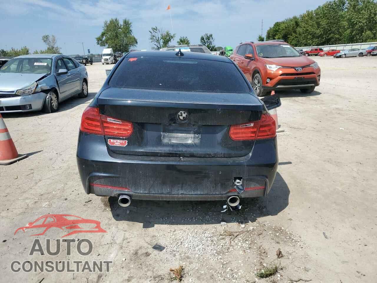 BMW 3 SERIES 2015 - WBA3B9C53FP705276