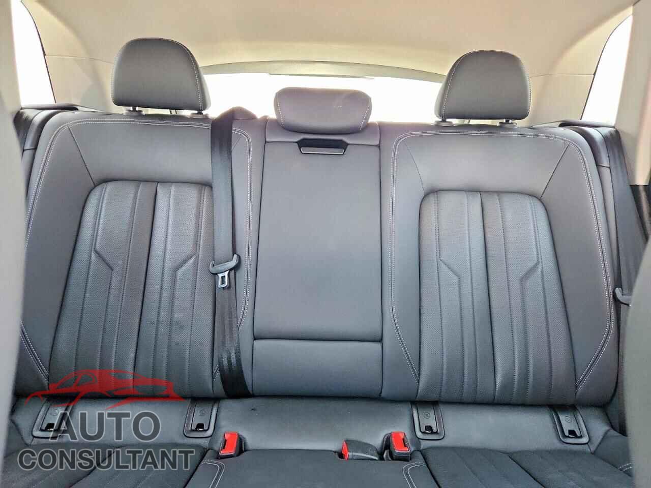 AUDI E-TRON 2021 - WA1LAAGE3MB019499