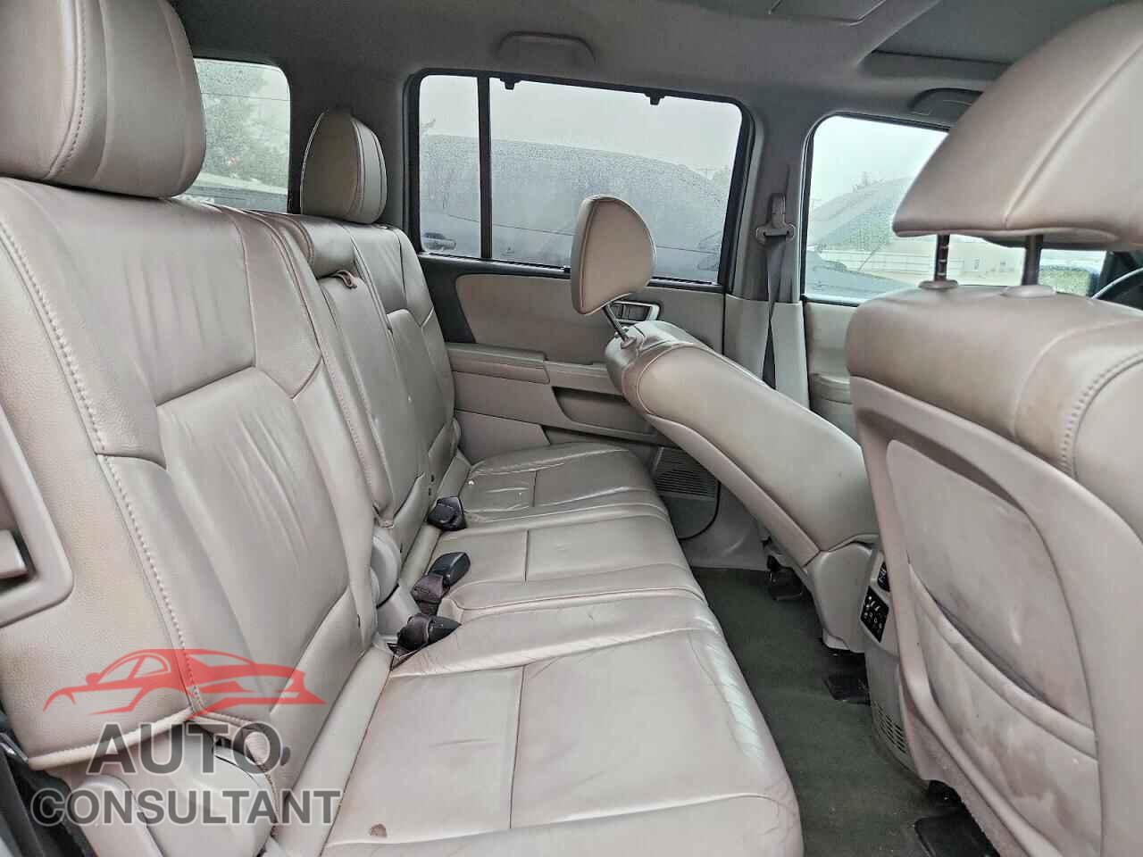 HONDA PILOT 2015 - 5FNYF4H98FB062946