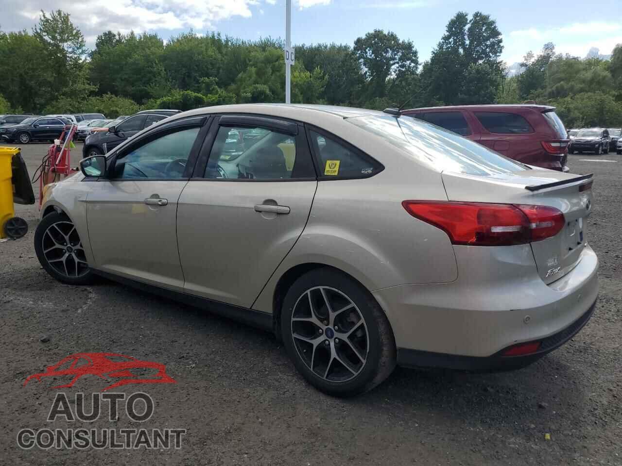 FORD FOCUS 2017 - 1FADP3H23HL305447