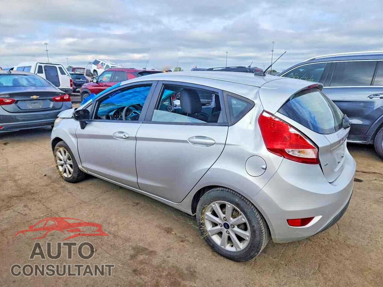 FORD FIESTA 2011 - 3FADP4EJ3BM116367
