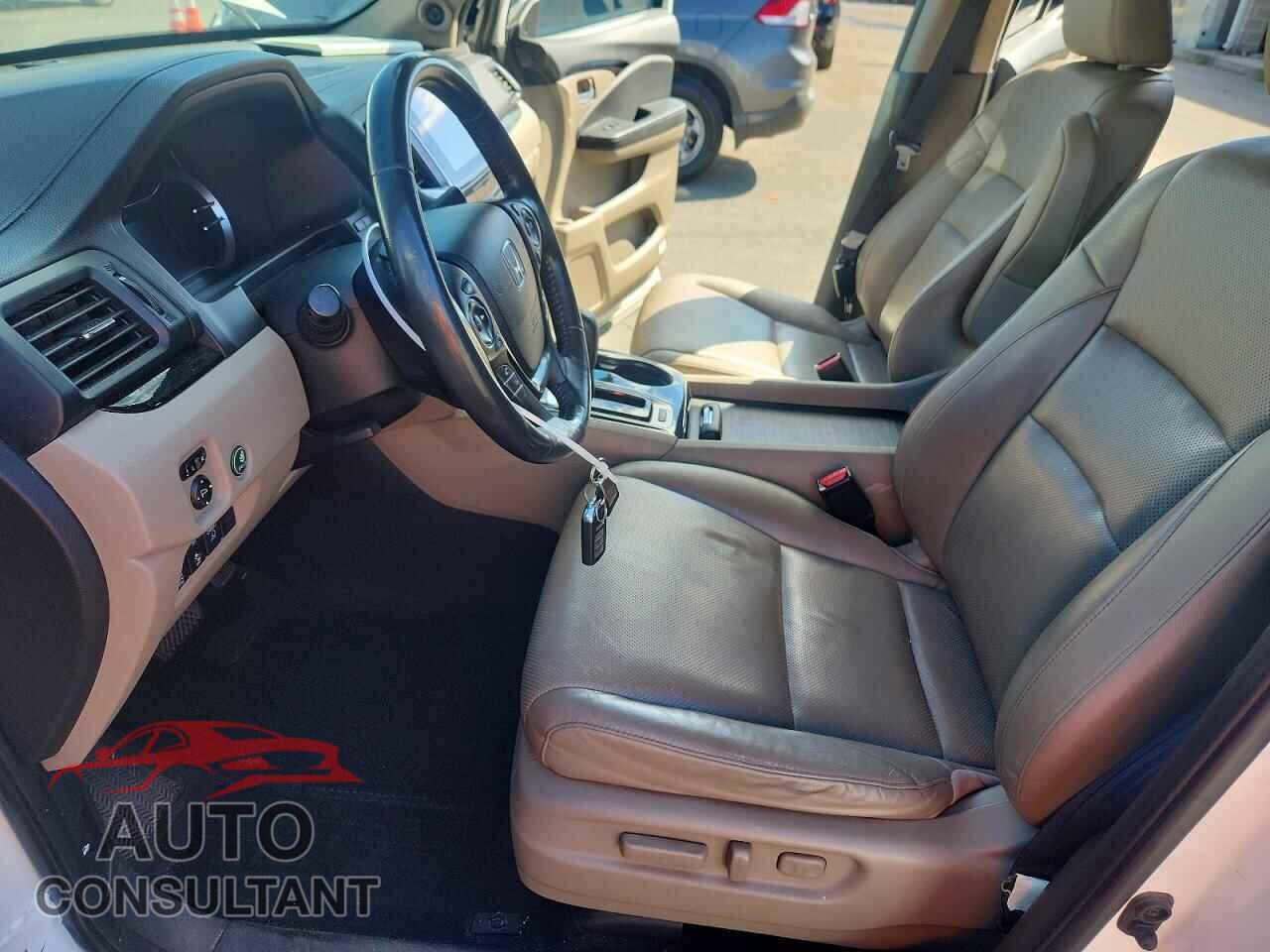 HONDA RIDGELINE 2017 - 5FPYK3F74HB025443