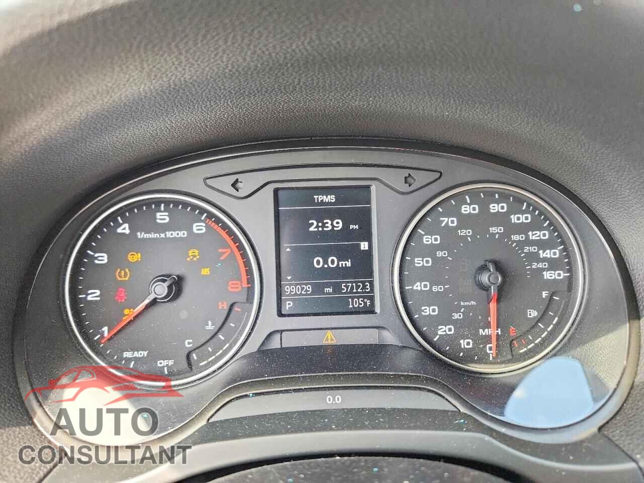 AUDI A3 2016 - WAUA7GFF1G1003799