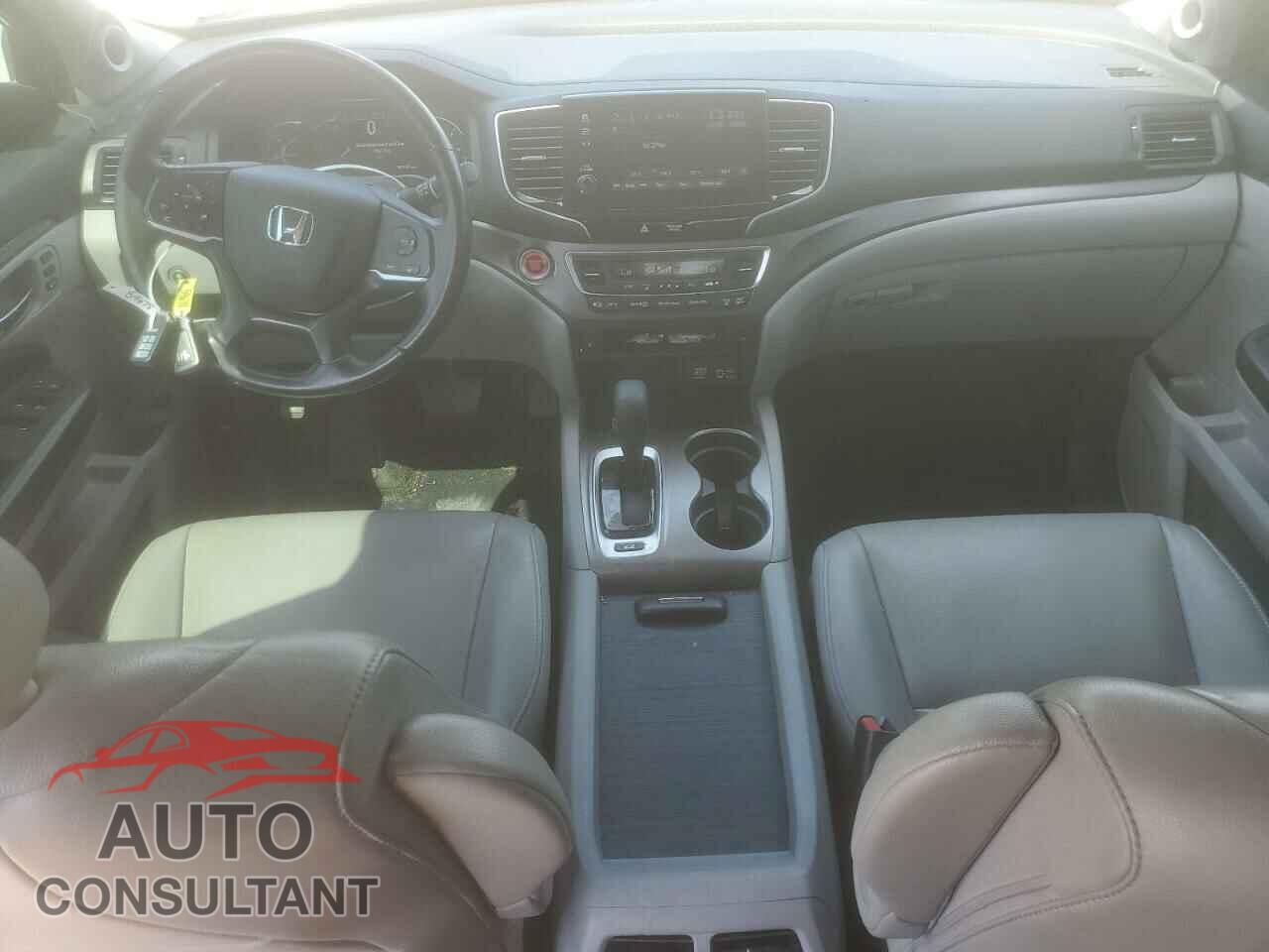 HONDA PILOT 2019 - 5FNYF6H59KB059377