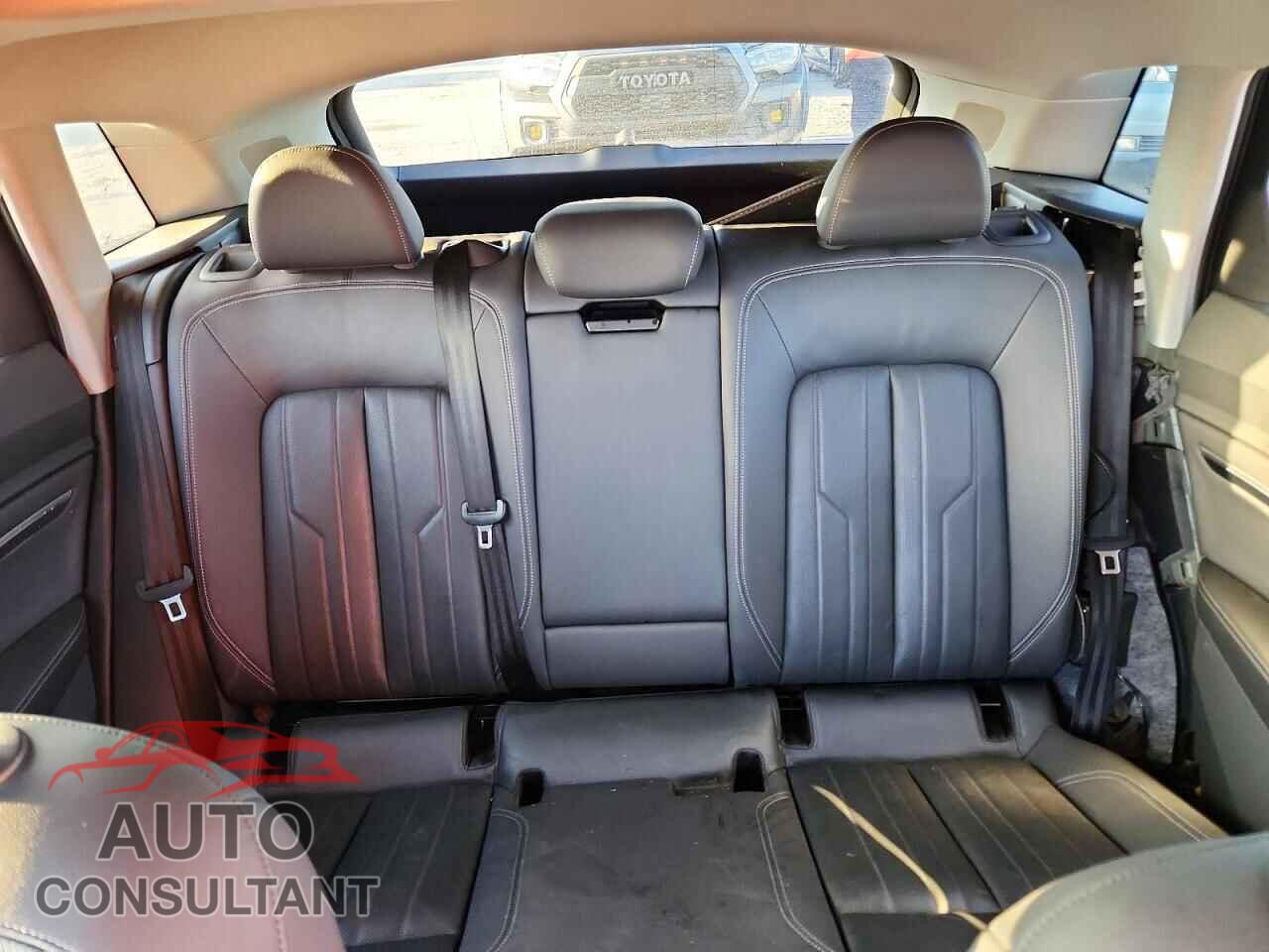 AUDI E-TRON 2021 - WA1LAAGE5MB036983