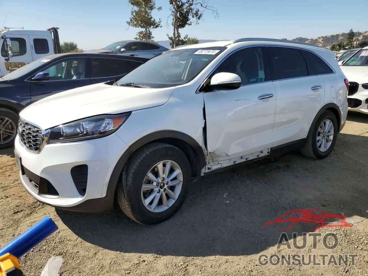 KIA SORENTO 2019 - 5XYPG4A37KG535107