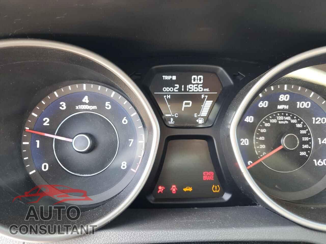 HYUNDAI ELANTRA 2012 - 5NPDH4AE9CH130264