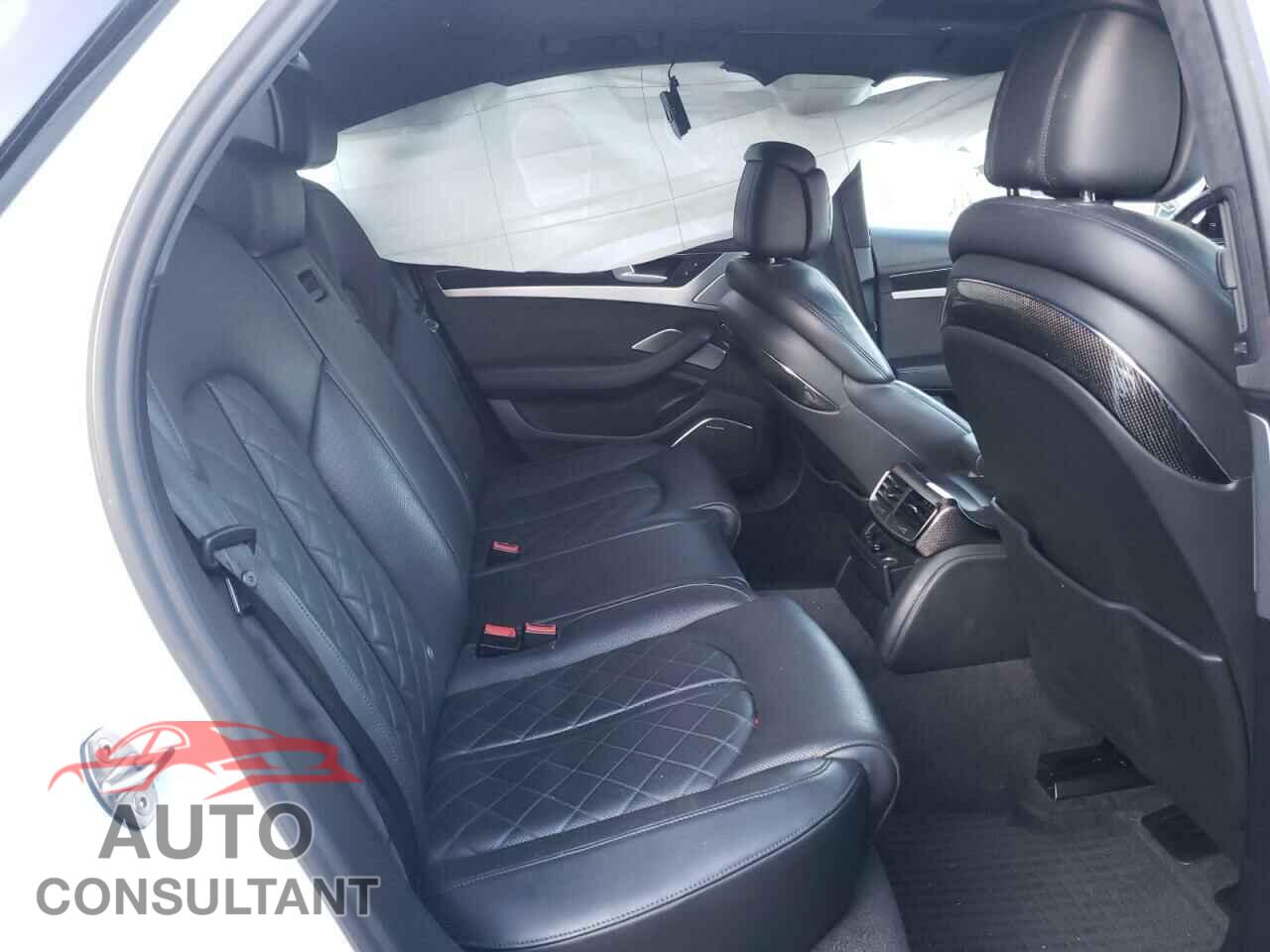 AUDI S8 2016 - WAUJSAFD1GN009265