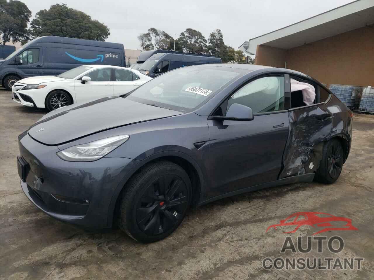 TESLA MODEL Y 2022 - 7SAYGAEE8NF570025