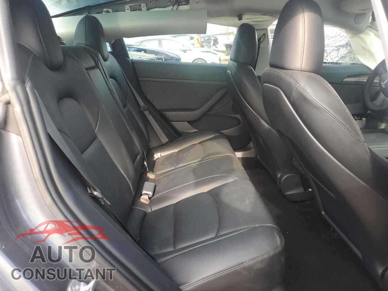 TESLA MODEL 3 2023 - 5YJ3E1EB8PF634733
