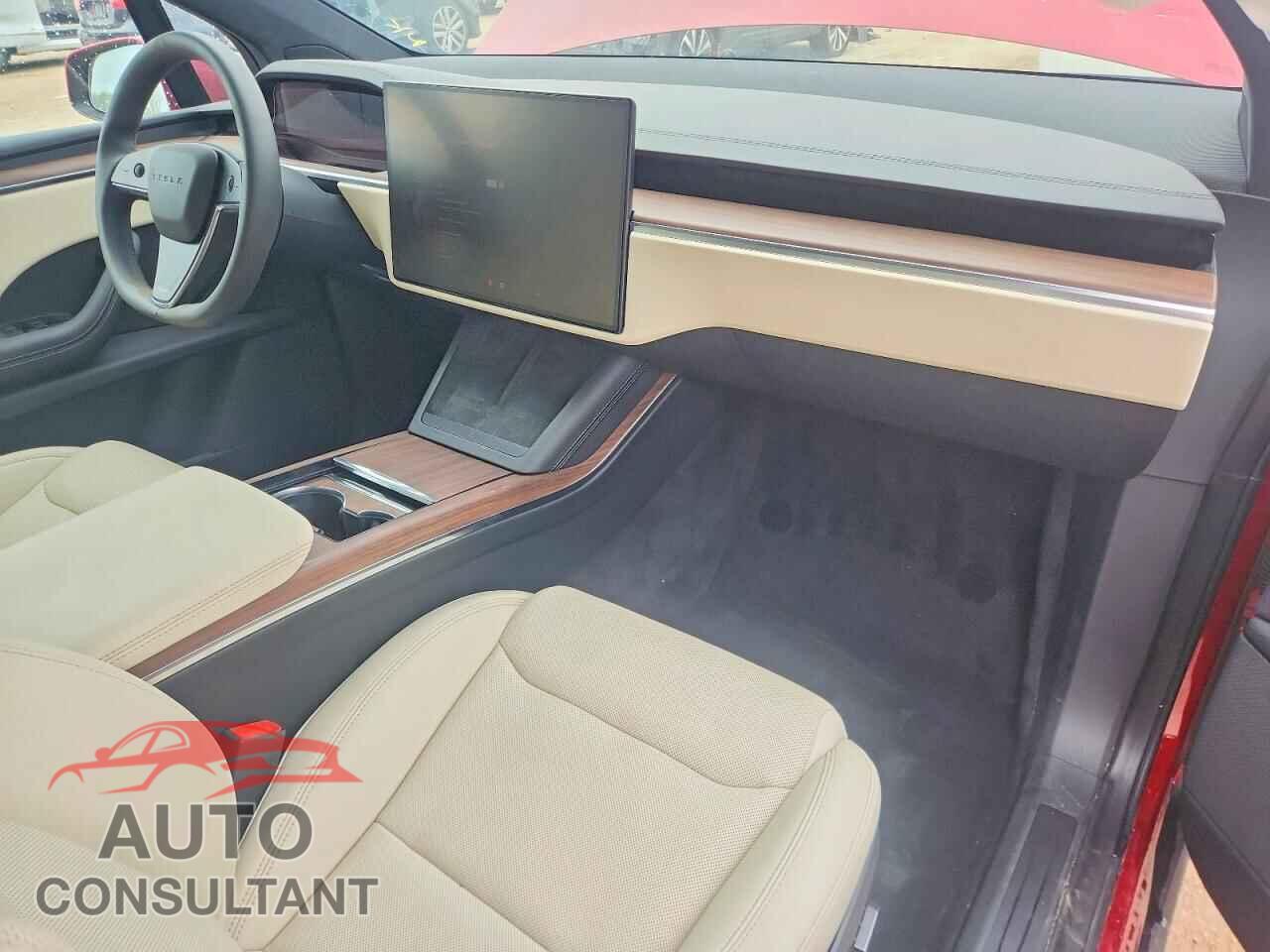 TESLA MODEL X 2024 - 7SAXCAE56RF443223