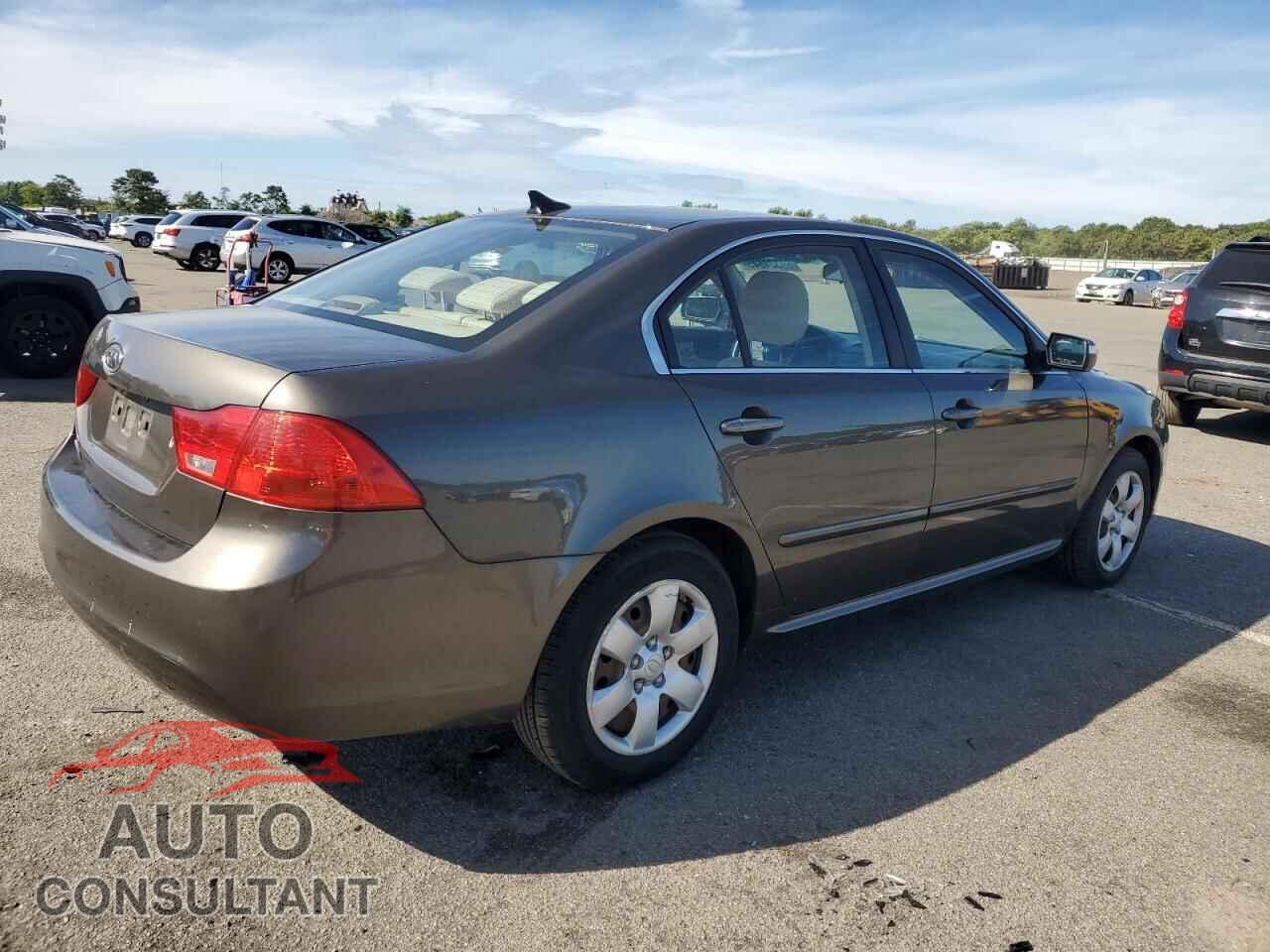 KIA OPTIMA 2010 - KNAGG4A8XA5431663