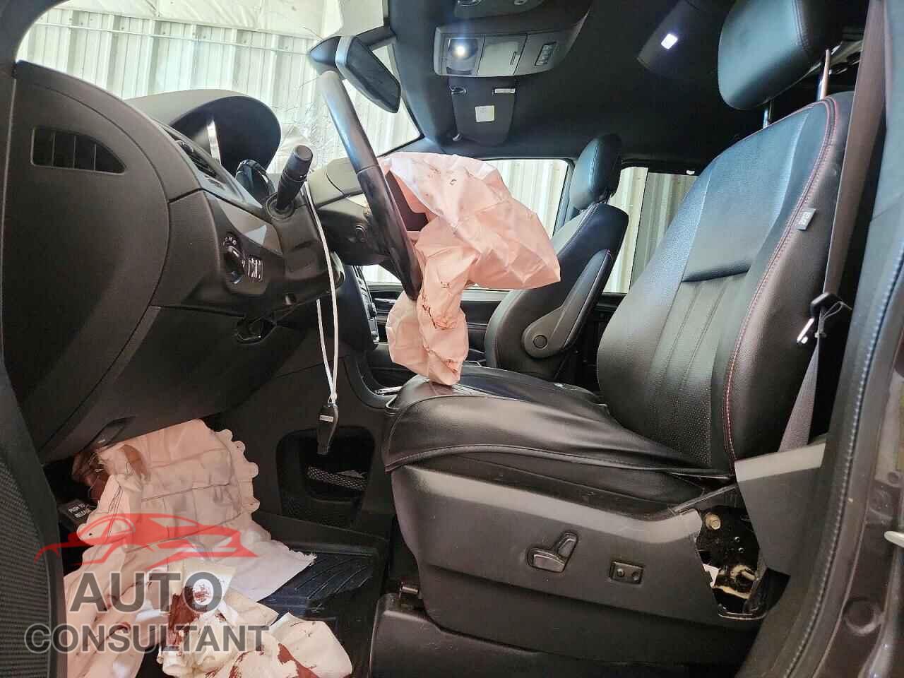 DODGE CARAVAN 2018 - 2C4RDGEG2JR360680