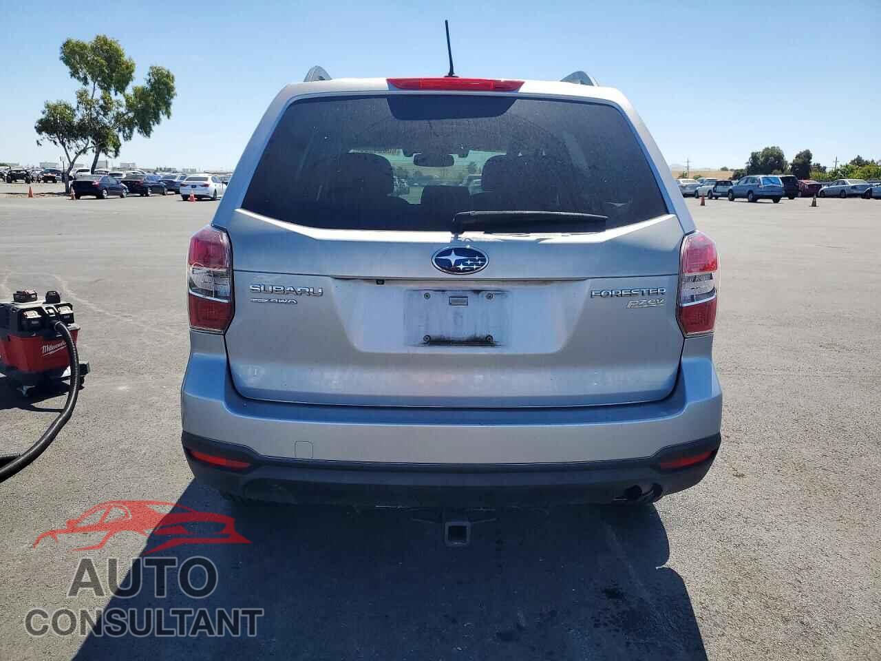 SUBARU FORESTER 2015 - JF2SJAGC5FH810540