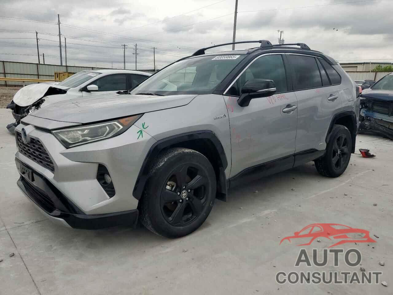 TOYOTA RAV4 2021 - 2T3E6RFV9MW028005