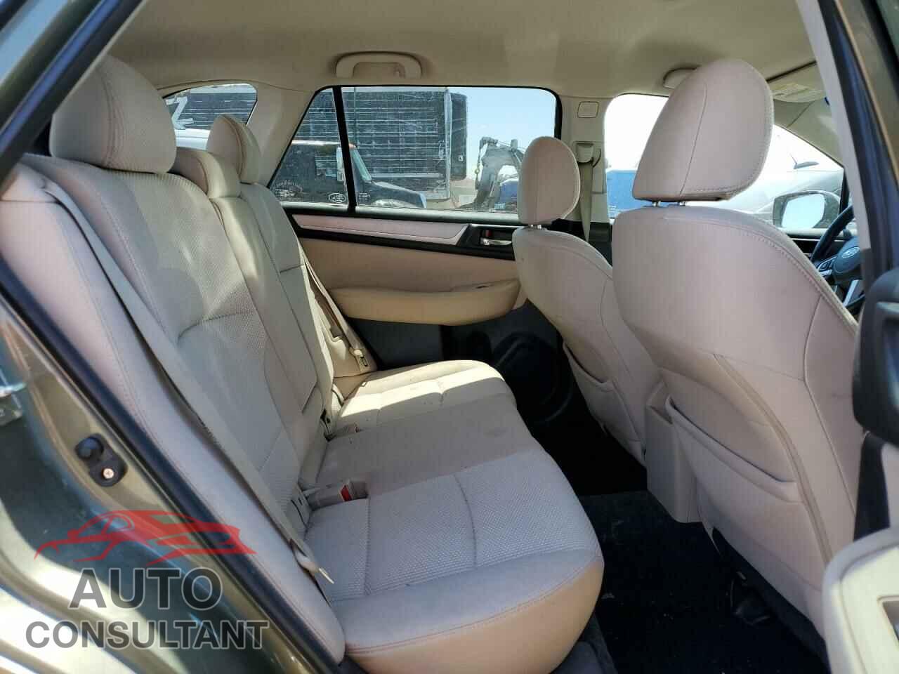 SUBARU OUTBACK 2017 - 4S4BSACCXH3385247