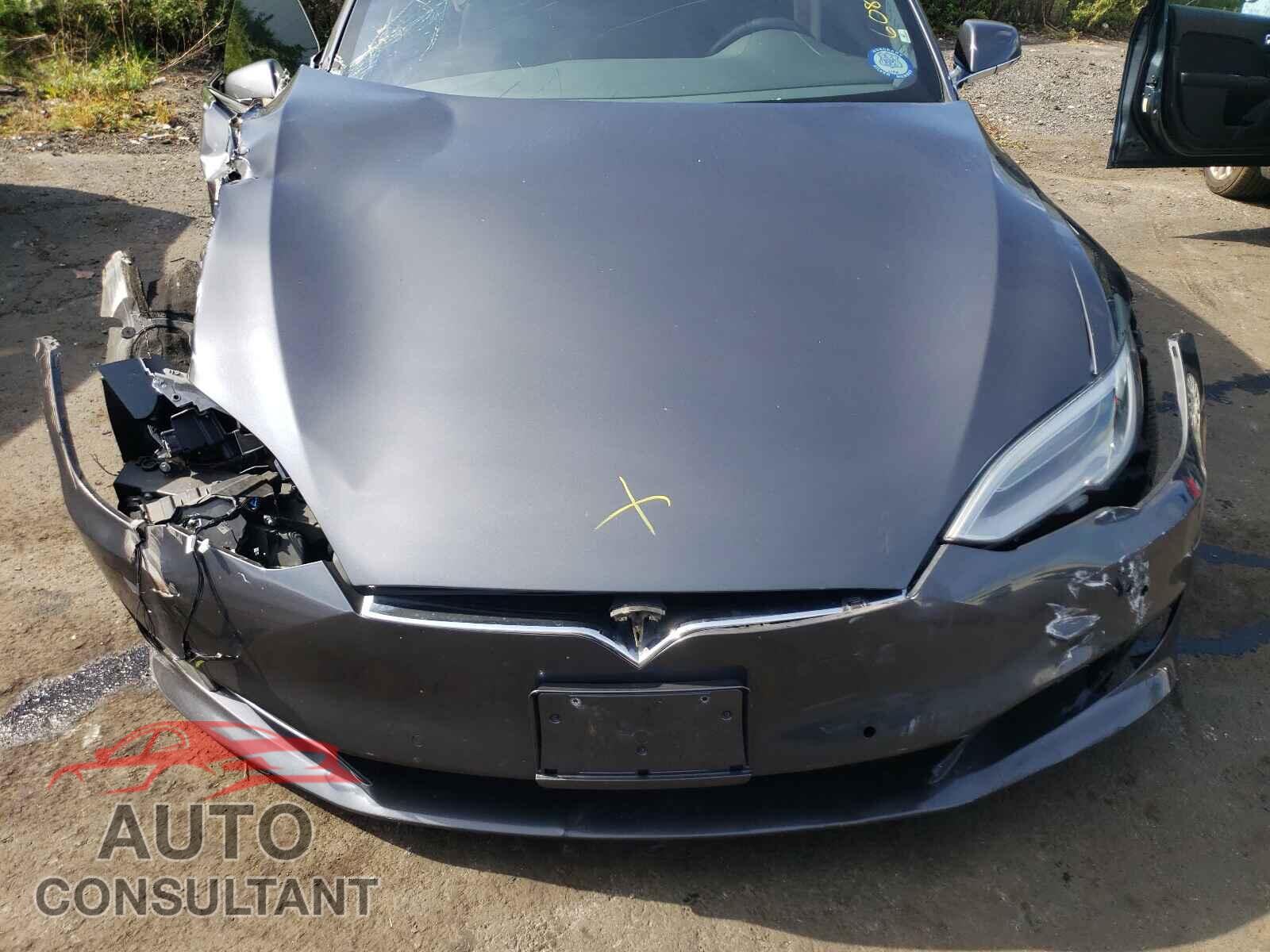 TESLA MODEL S 2019 - 5YJSA1E29KF305457