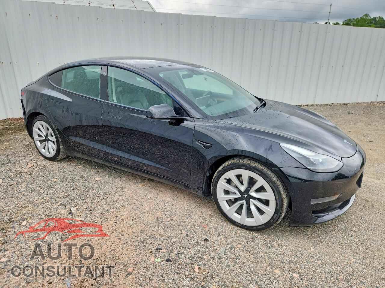 TESLA MODEL 3 2022 - 5YJ3E1EA5NF190098