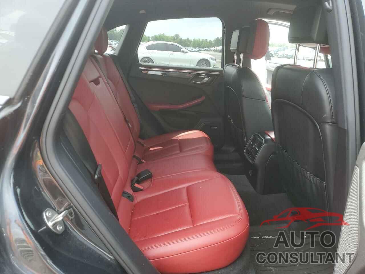 PORSCHE MACAN 2018 - WP1AA2A50JLB08494