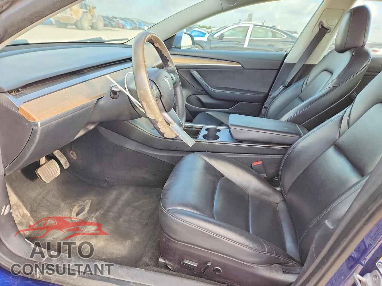 TESLA MODEL 3 2022 - 5YJ3E1EA5NF371931