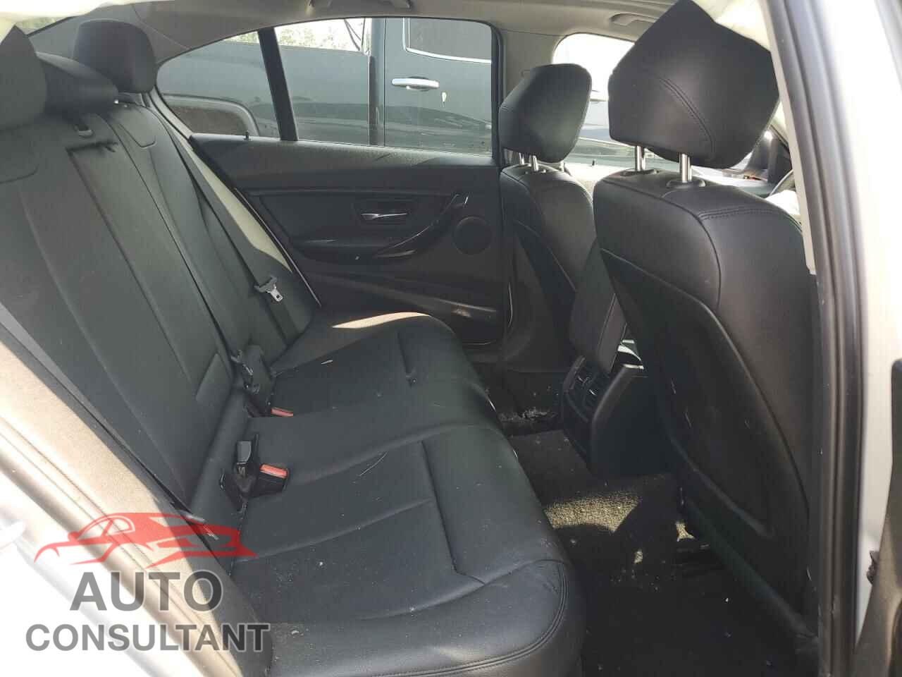 BMW 3 SERIES 2016 - WBA8E5G50GNU19799