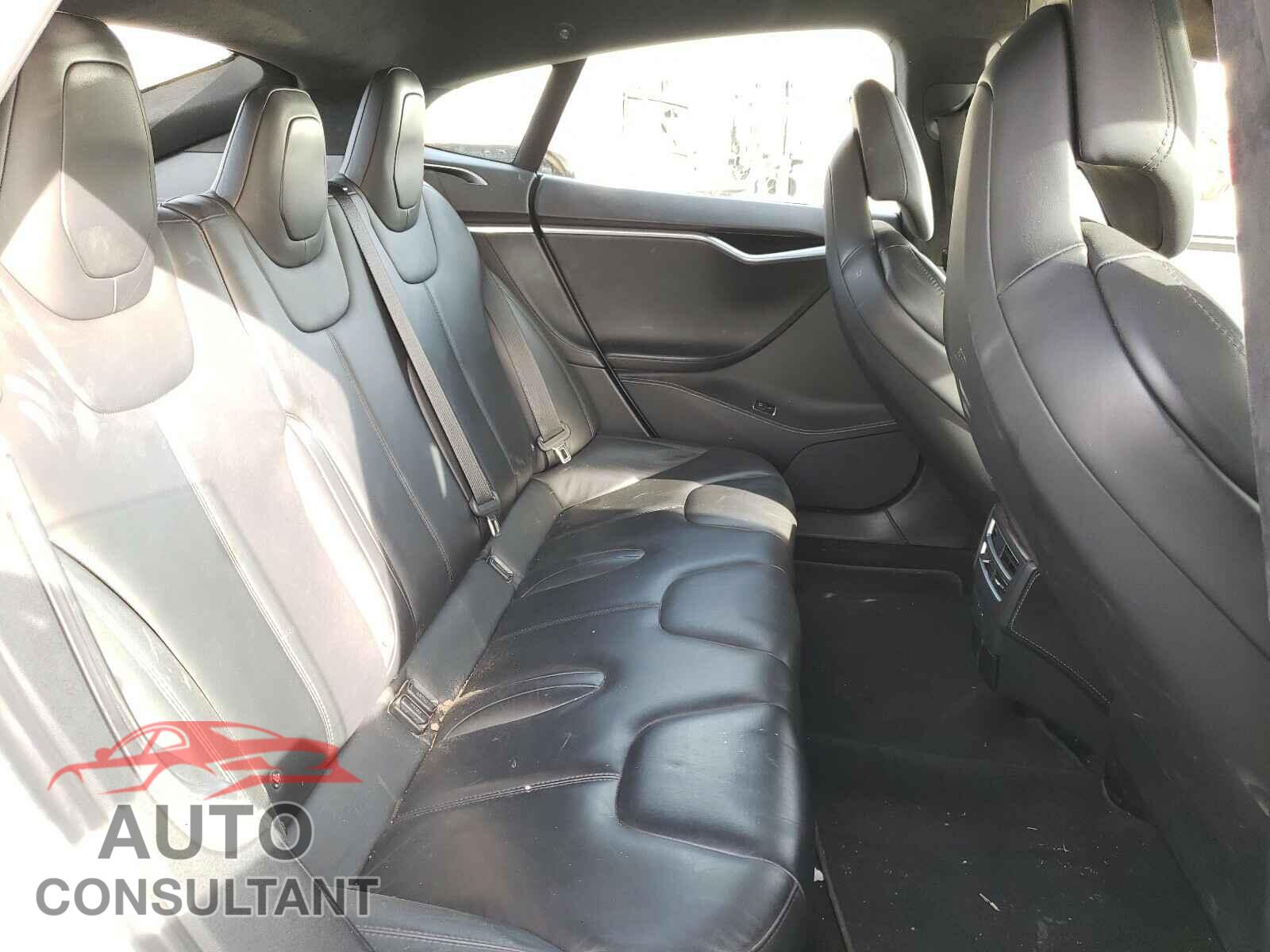 TESLA MODEL S 2017 - 5YJSA1E26HF194682